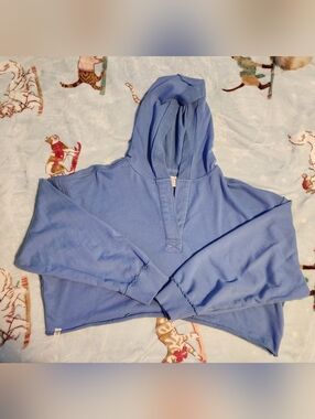 Simply Southern Cropped Hooded Pullover L